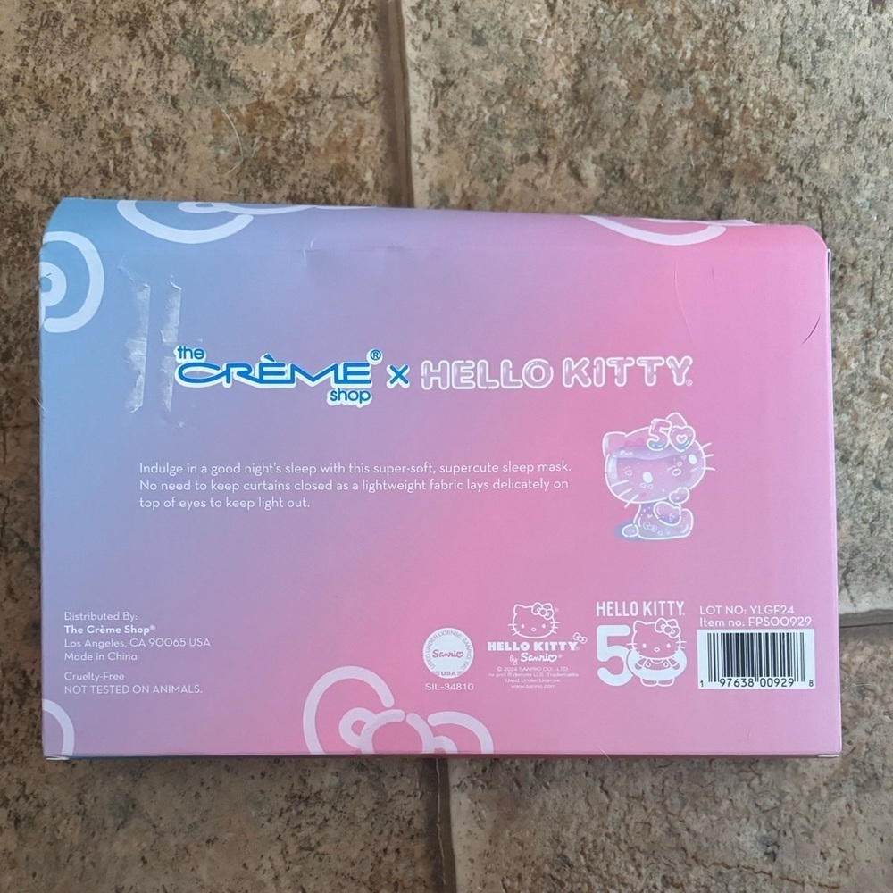 NIB Hello Kitty *Bundle* Plushie sleep mask and passport holder luggage tag set - Picture 5 of 7